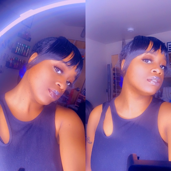 Meet your Posher, Destiny - Picture 4 of 8